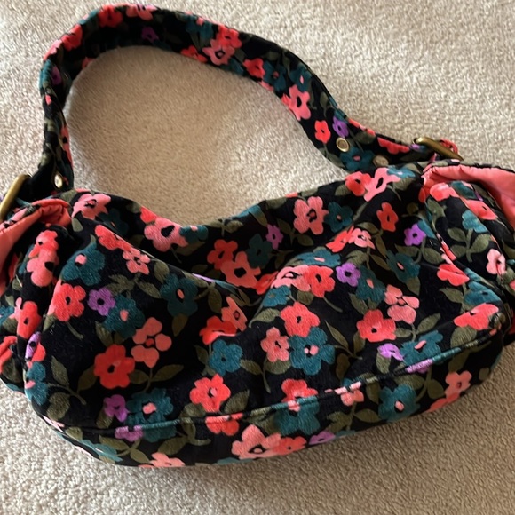 NWOT Gap velvet purse. - Picture 3 of 5